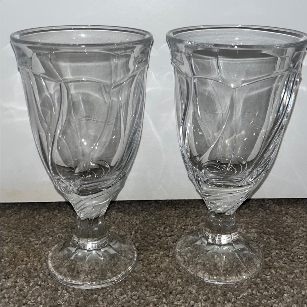 Noritake Crystal Sweet Swirl Clear Iced Tea Goblets set of 2 drink ware glasses